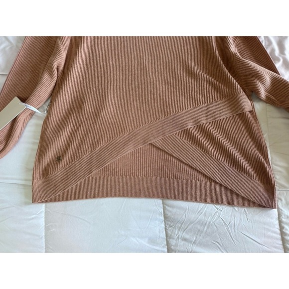 New Lululemon Reversible Crossover Sweater Size XL LW3IU5S Warm Beige $128 NWT - Picture 3 of 10